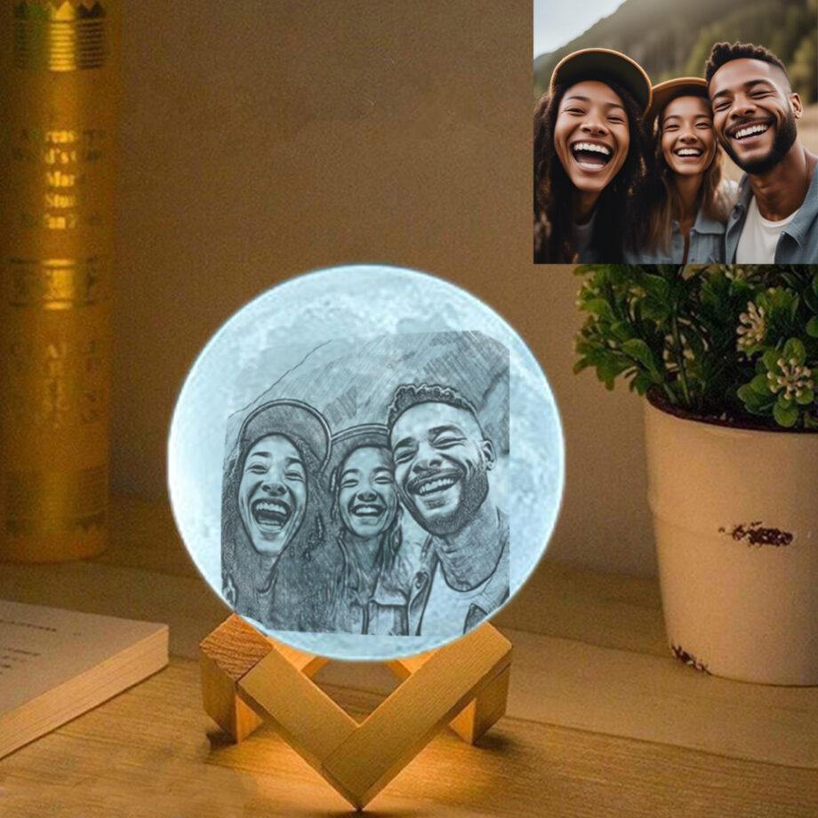 Personalized 3D Printed Moon Lamp with Your Custom Text - Thoughtful Gift for a Friend